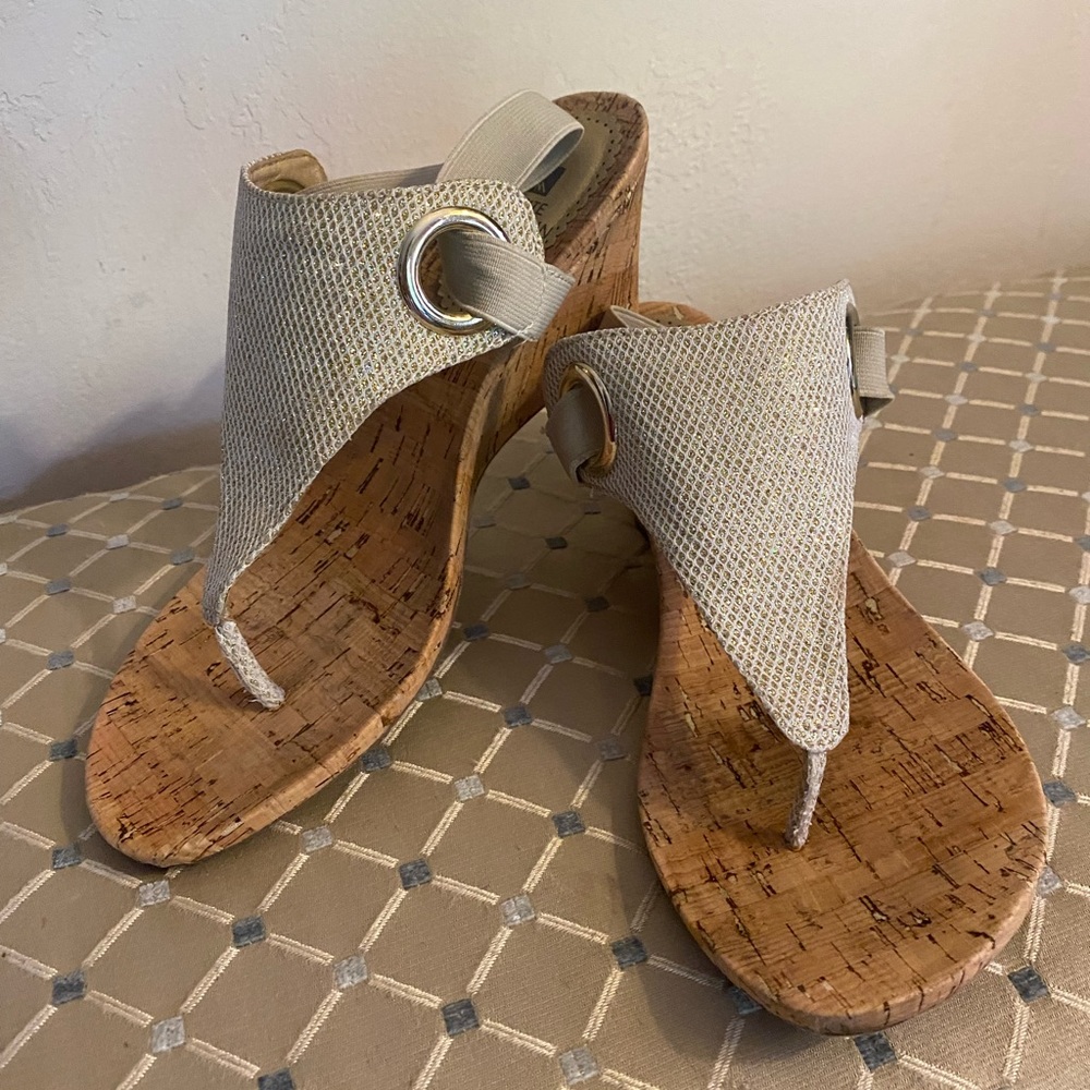 Wedge sandals